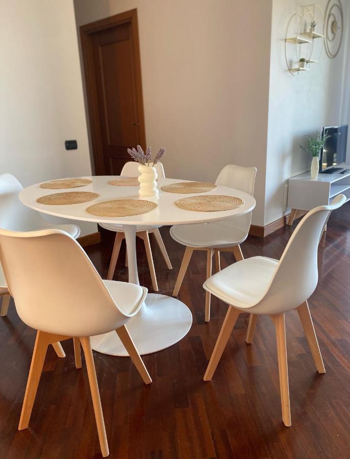 Sunset Escape Apartment - Panoramic Terrace Φιουμιτσίνο Εξωτερικό φωτογραφία