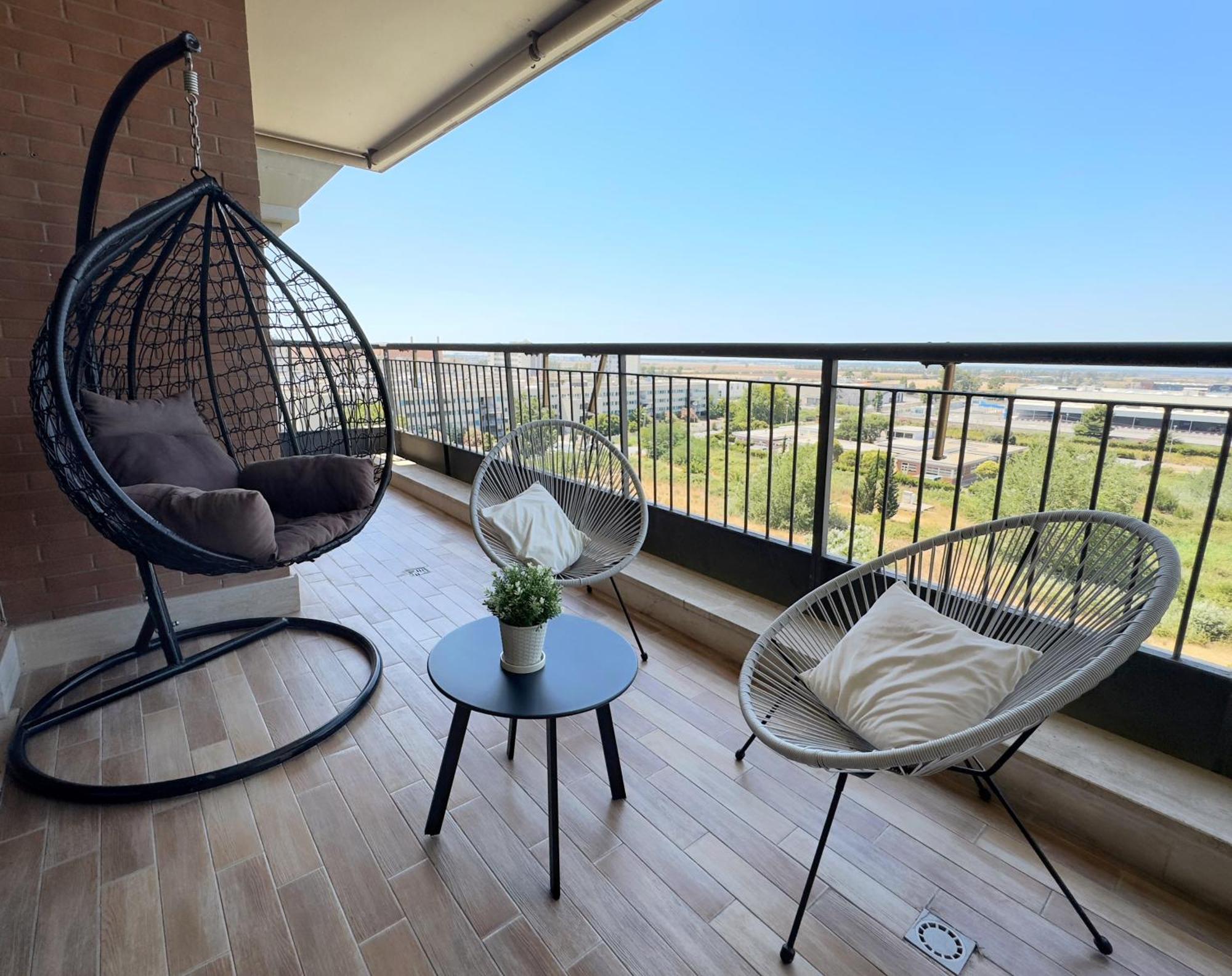 Sunset Escape Apartment - Panoramic Terrace Φιουμιτσίνο Εξωτερικό φωτογραφία